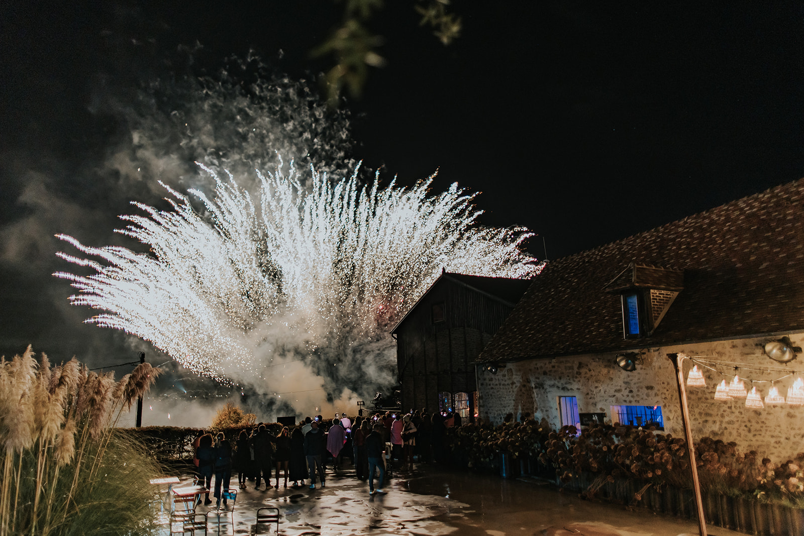 Découvrez les meilleurs lieux pour un mariage d’hiver en Île-de-France : conseils, critères et erreurs à éviter pour une ambiance chaleureuse et élégante.